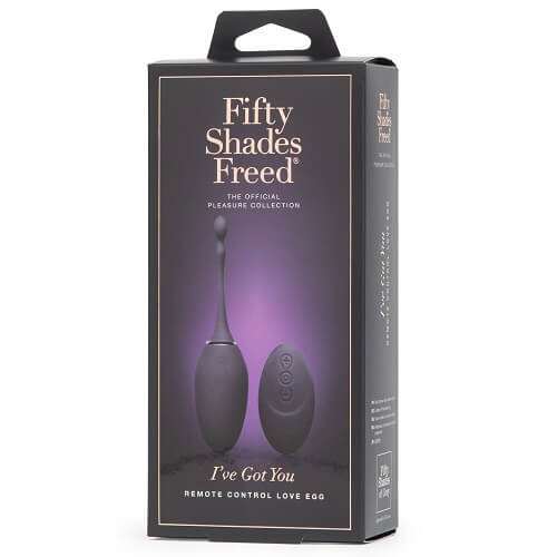 n10541-fifty-shades-freed-i-ve-got-you-rechargeable-remote-control-love-egg-07_1